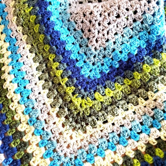 Crochet BABY BLANKET AFGHAN Lap Granny 28" x 28" Green Blue Gray Navy NEW Unisex - Picture 5 of 9